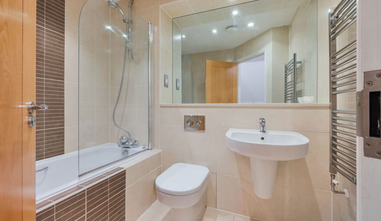 BLUEHOUSE-LANE_-41B-_23__1769688888601