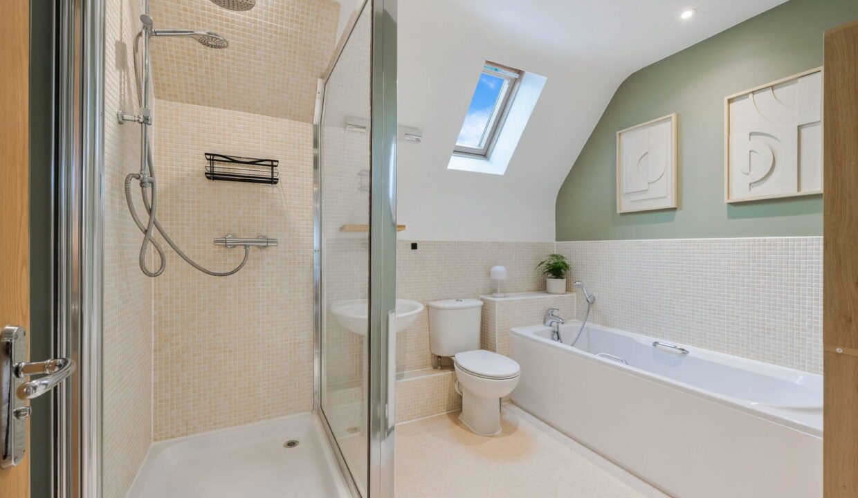 CABERFEIGH-CLOSE_-46-_20__1769606266885