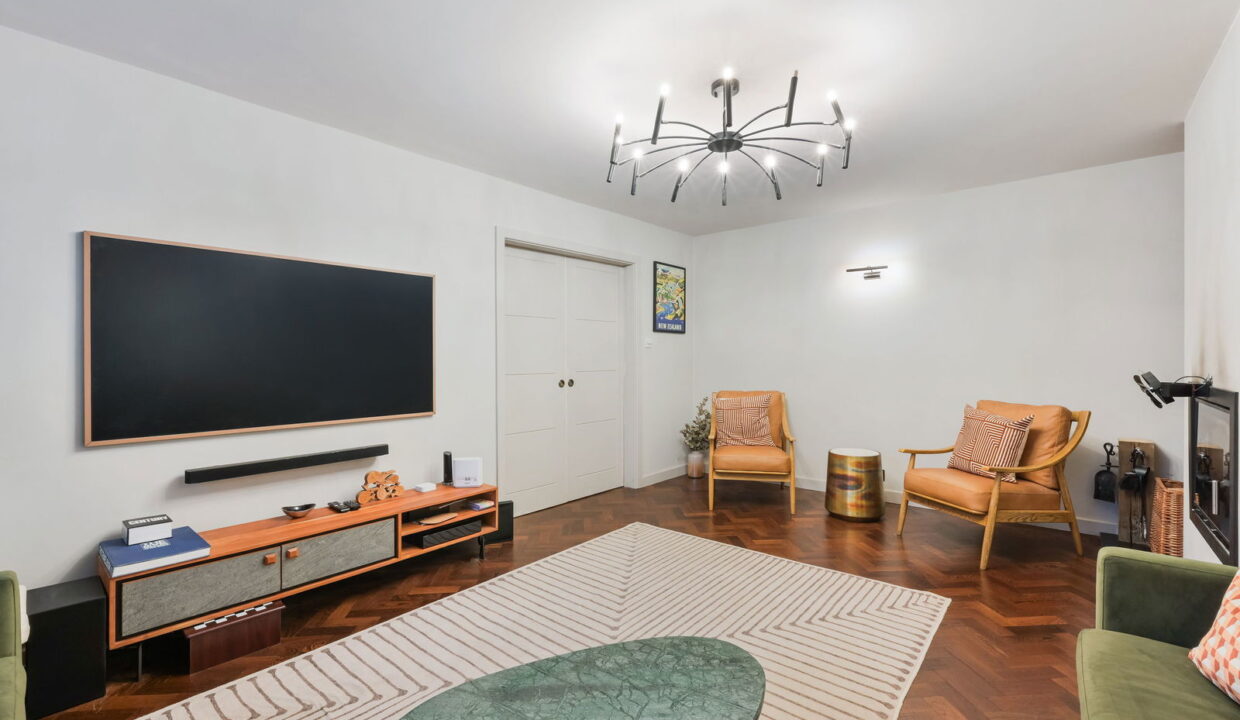 CONISTON-WAY_-24-_11__1768324682328