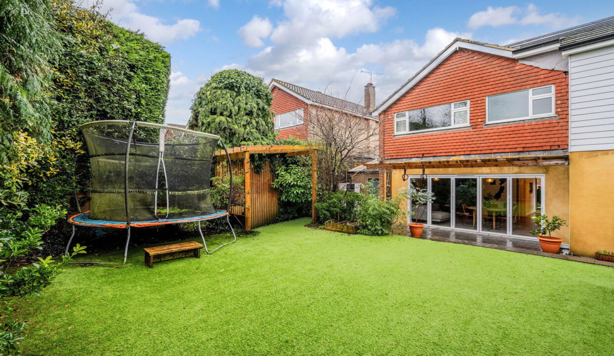 CONISTON-WAY_-24-_4__1768324663902