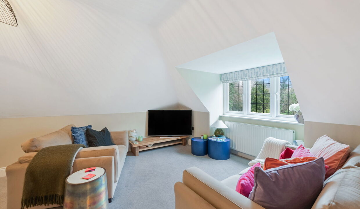 GLEBE-PLACE_-FLAT-6-_10__1770216852064