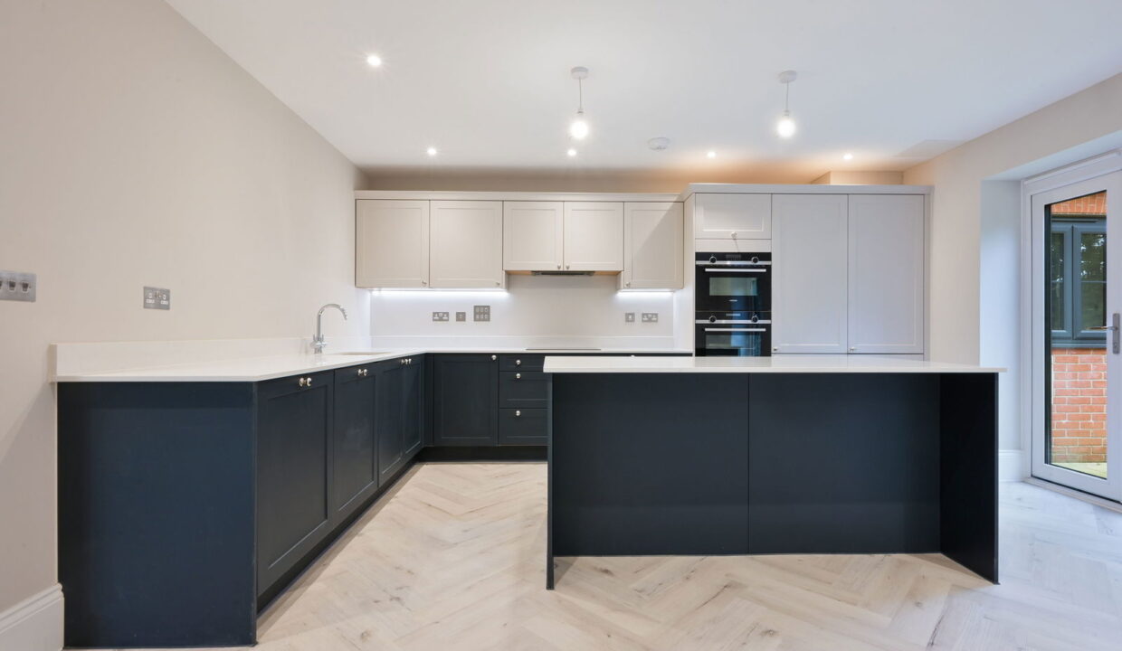 GREEN-HEDGES_-APARTMENT-11-_1__1770224515304