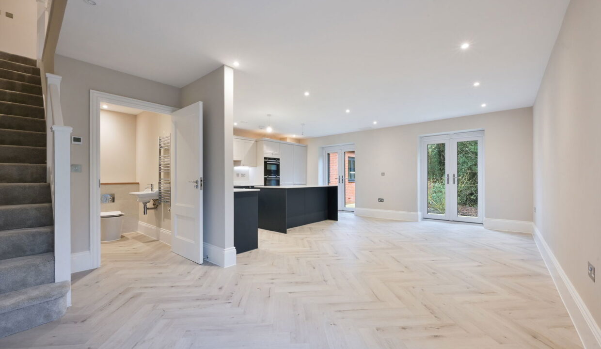 GREEN-HEDGES_-APARTMENT-11-_3__1770224515306