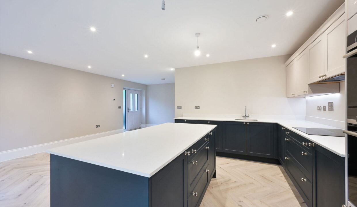 GREEN-HEDGES_-APARTMENT-11-_6__1770224515309