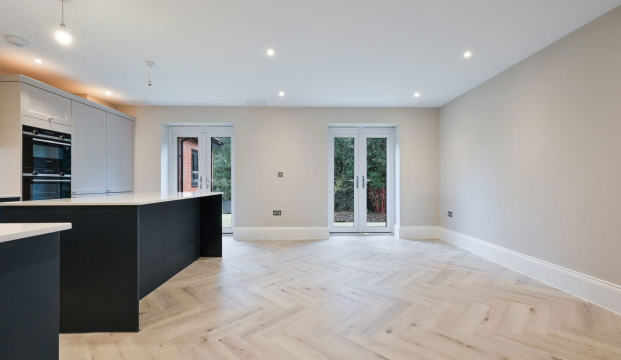 GREEN-HEDGES_-APARTMENT-11-_8__1770224515312