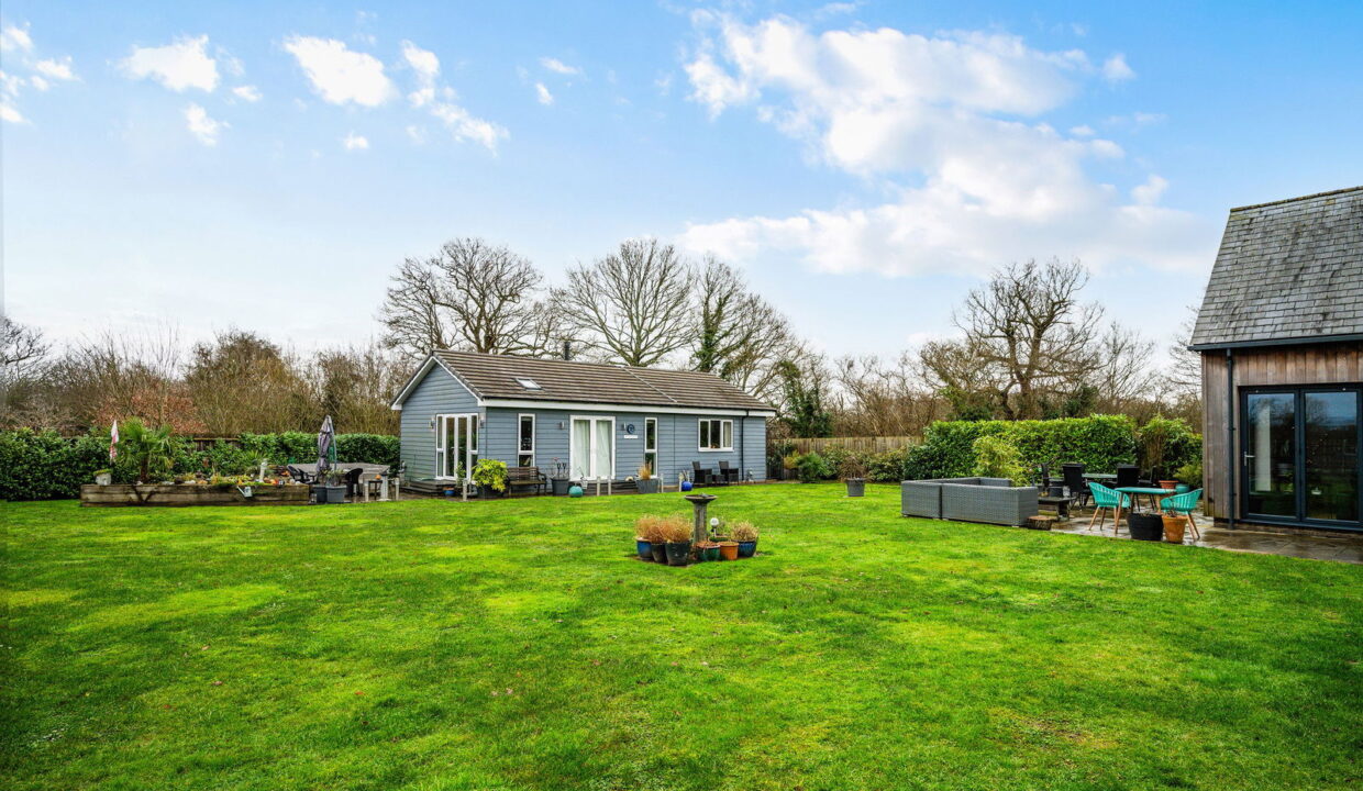 MAPLEWOOD-DRIVE_-1-_23__1770310463870