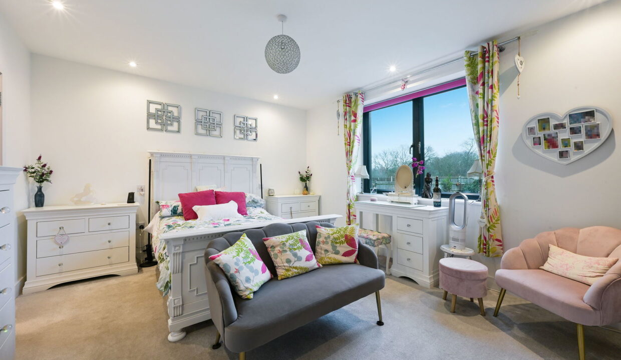 MAPLEWOOD-DRIVE_-1-_5__1770310398820