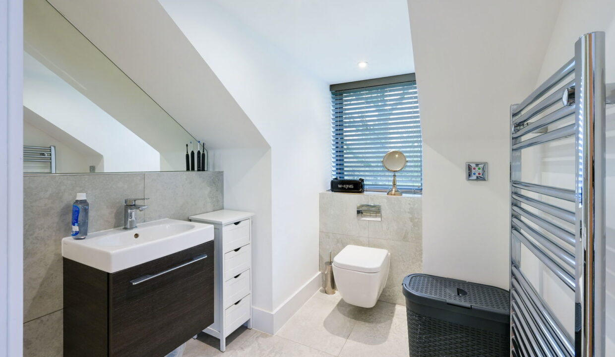 MAPLEWOOD-DRIVE_-1-_7__1770310398822