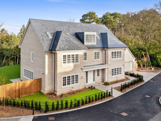 Clayton, Park View Road, Woldingham, Caterham, CR3 7DJ