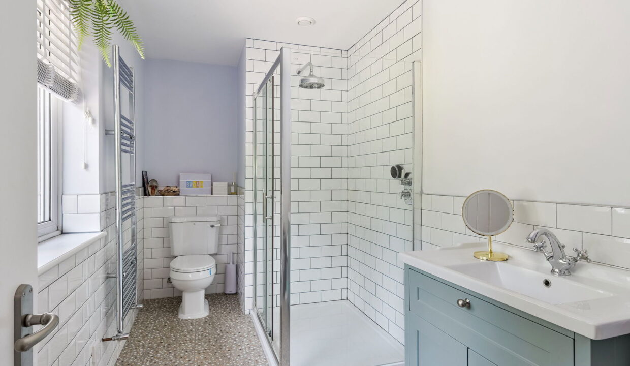 STARLING-_12__1772117411775