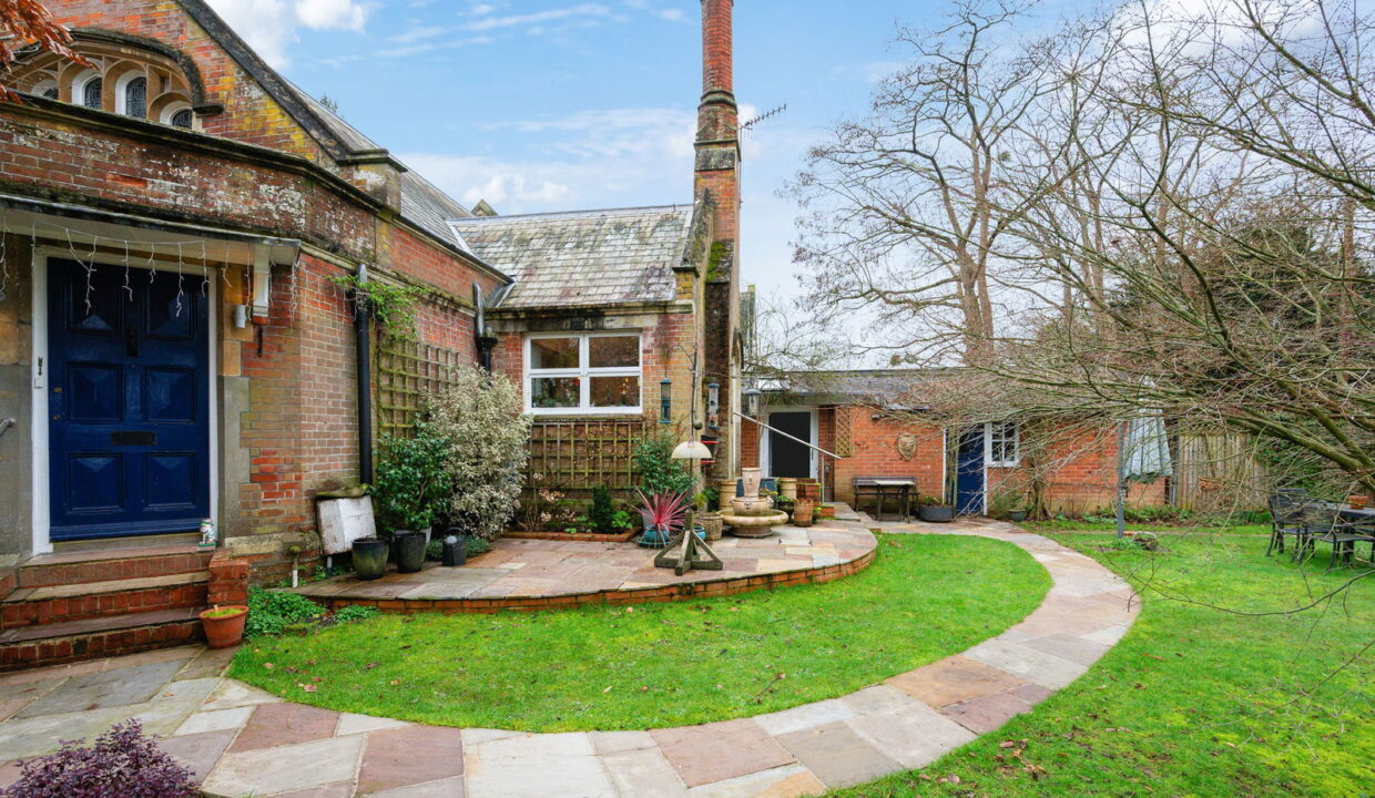 THE-STUDIO-_25__1771252497869