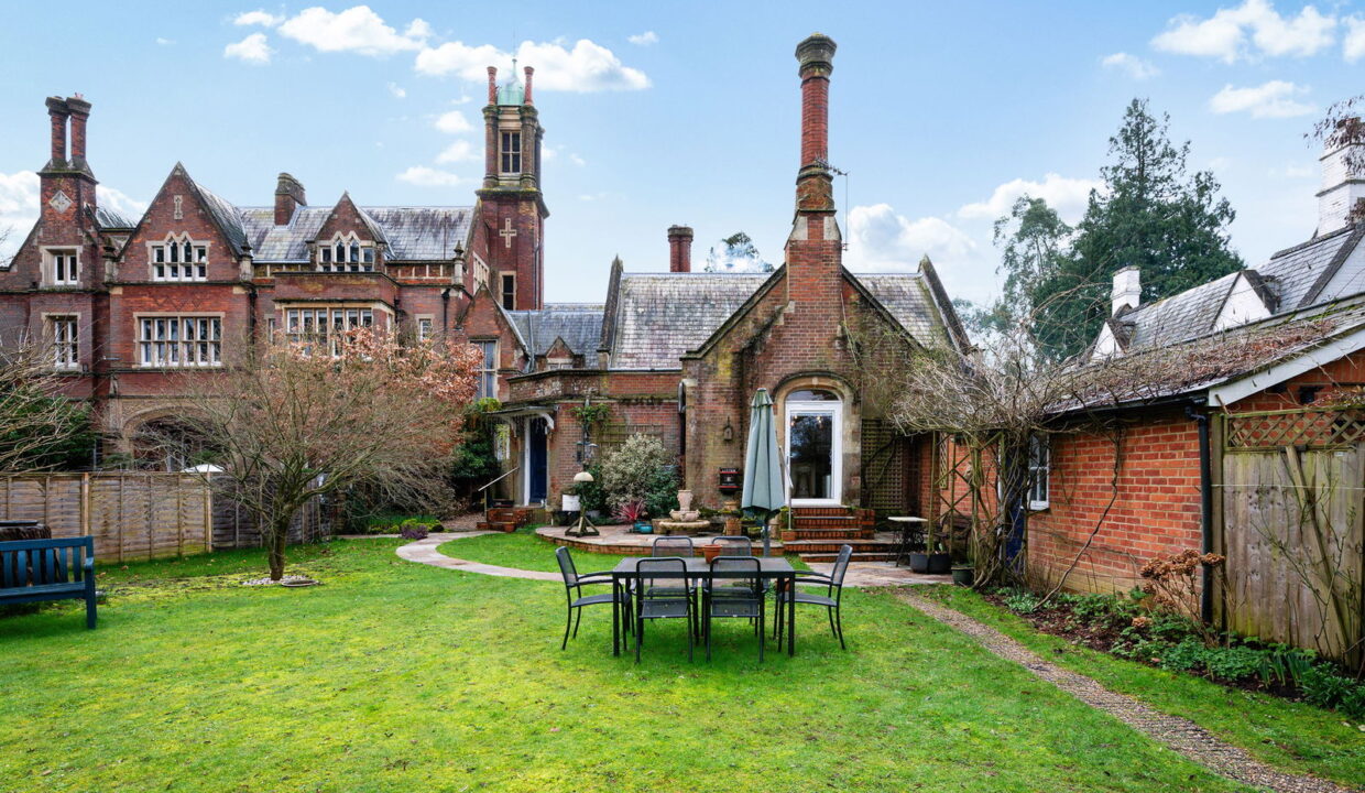 THE-STUDIO-_29__1771252505003