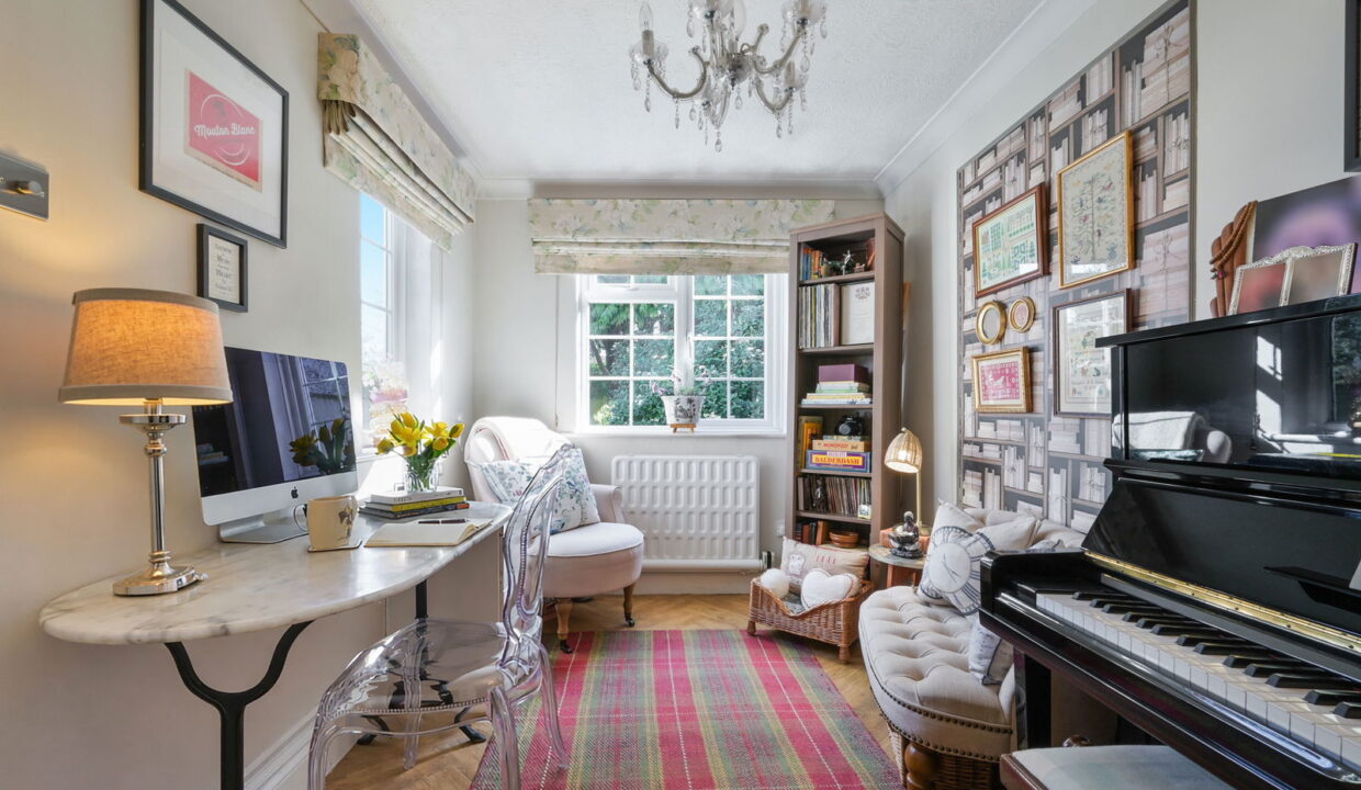 AMY-ROAD-_10__1772115667301