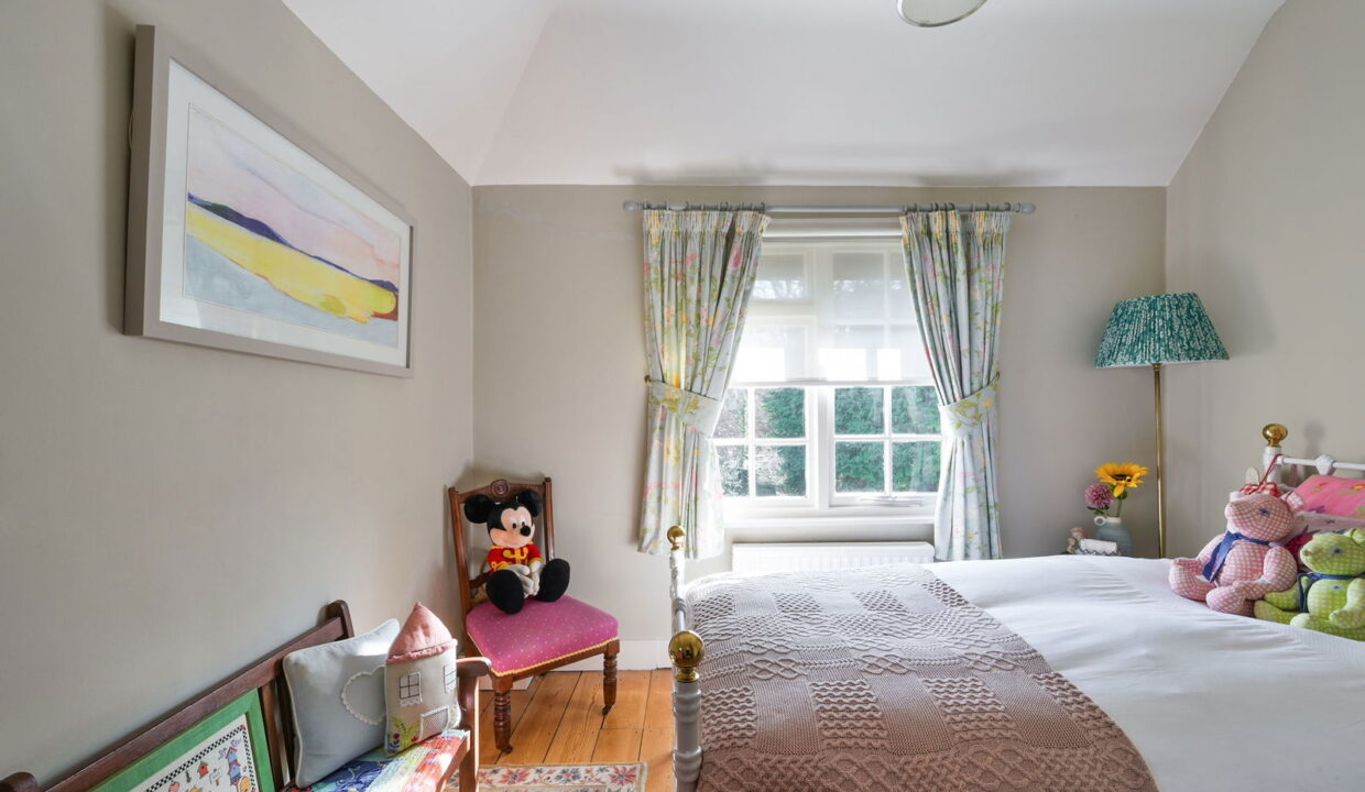 AMY-ROAD-_6__1772115667246