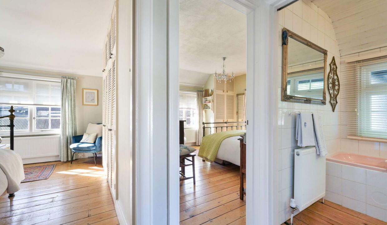 AMY-ROAD-_7__1772115667277