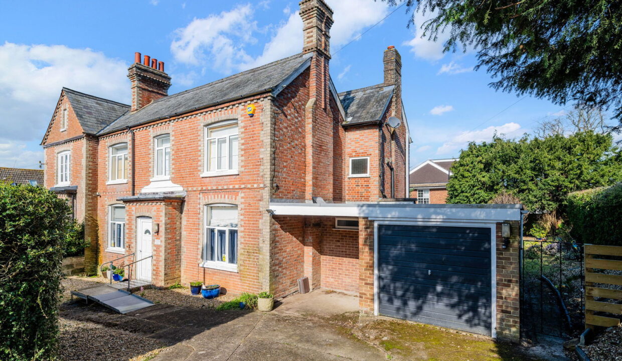 BEDFORD-LODGE-_7__1772718880783