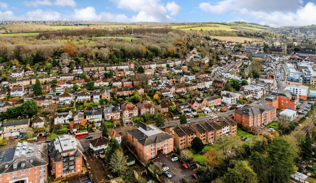 CROYDON-ROAD_-129-DRONE-_8__1765280399105