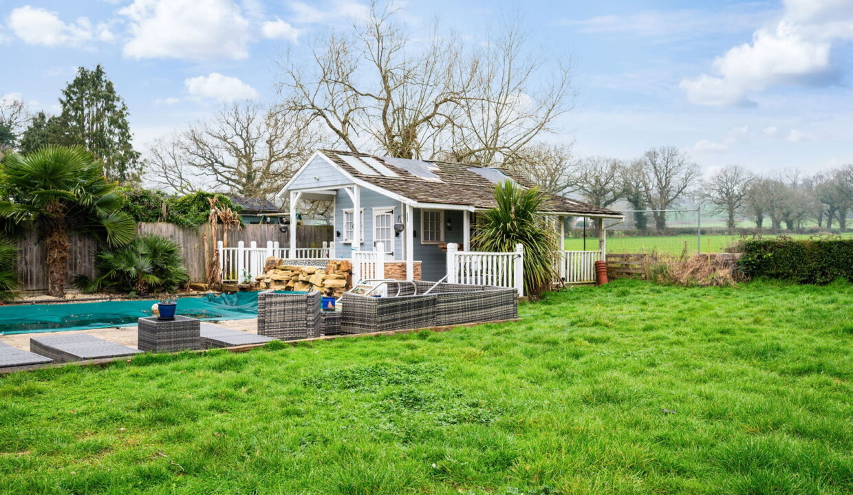 ERMYN-COTTAGE_-6-EXTERNALS-_7__1773074761201