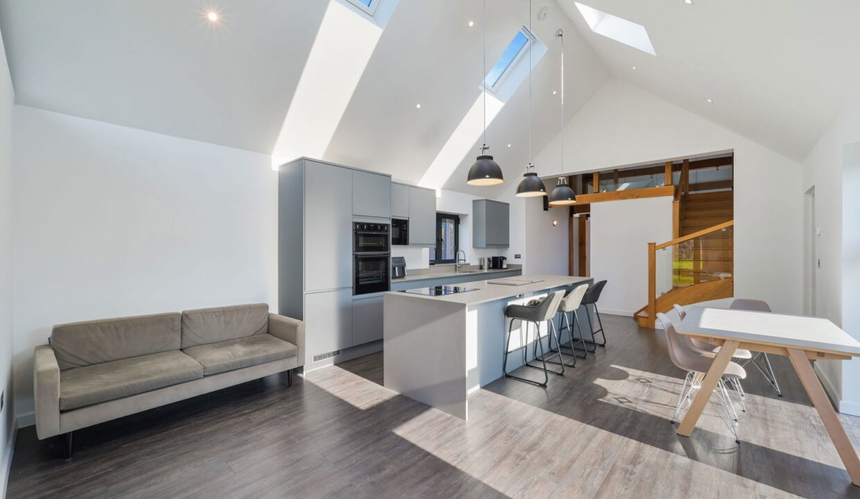 GWYNEDD-CLOSE_-4-_13__1772714771136