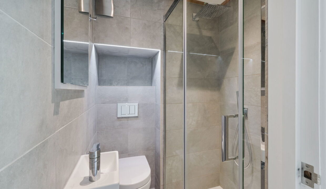 GWYNEDD-CLOSE_-4-_17__1772714795316