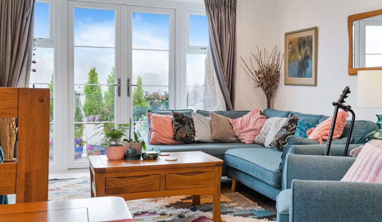 HARDWICK-HOUSE_-41-_13__1772719594212