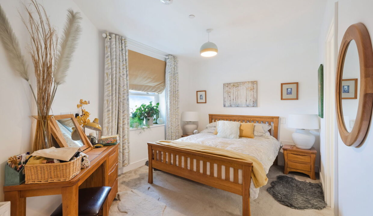 HARDWICK-HOUSE_-41-_7__1772719594206