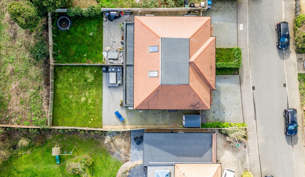 HEADLAND-WAY_-2B-DRONE-_7__1773412705886