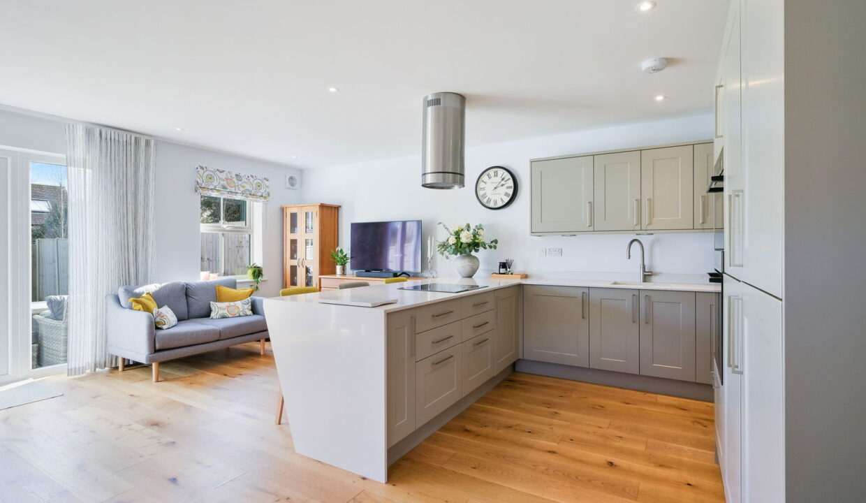 HEADLAND-WAY_-2B-_16__1773412668070