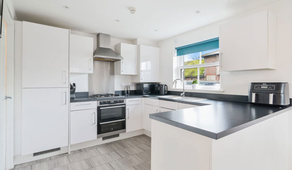 MEATH-GREEN-FARM-CLOSE_-2-_11__1772454908613