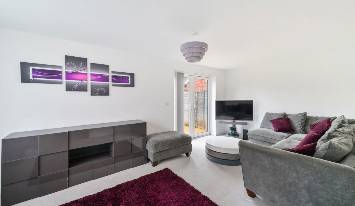 MEATH-GREEN-FARM-CLOSE_-2-_15__1772454908621