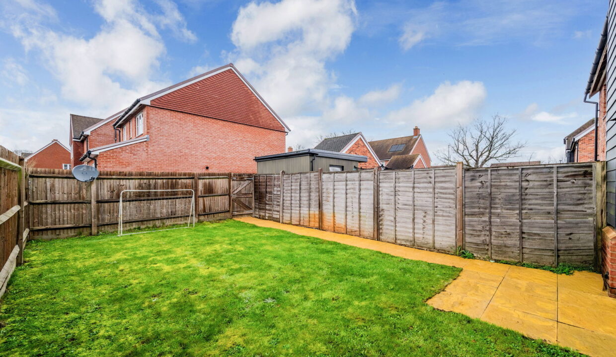 MEATH-GREEN-FARM-CLOSE_-2-_3__1772454835832