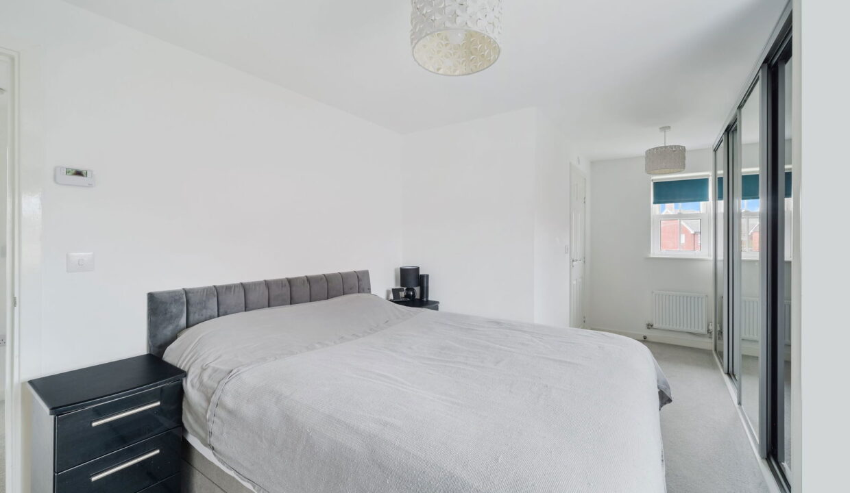 MEATH-GREEN-FARM-CLOSE_-2-_8__1772454874404