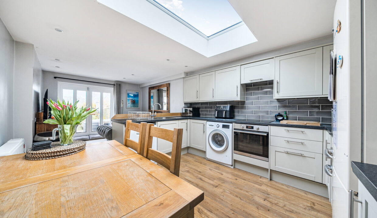 1432654-6-69c18abf36641_1774374113661