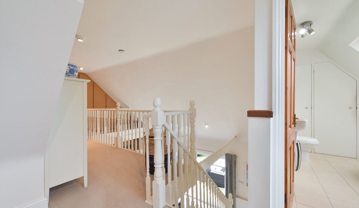 BEECH-NUT-BARN_-IVY-MILL-CLOSE-_21__1773412648018