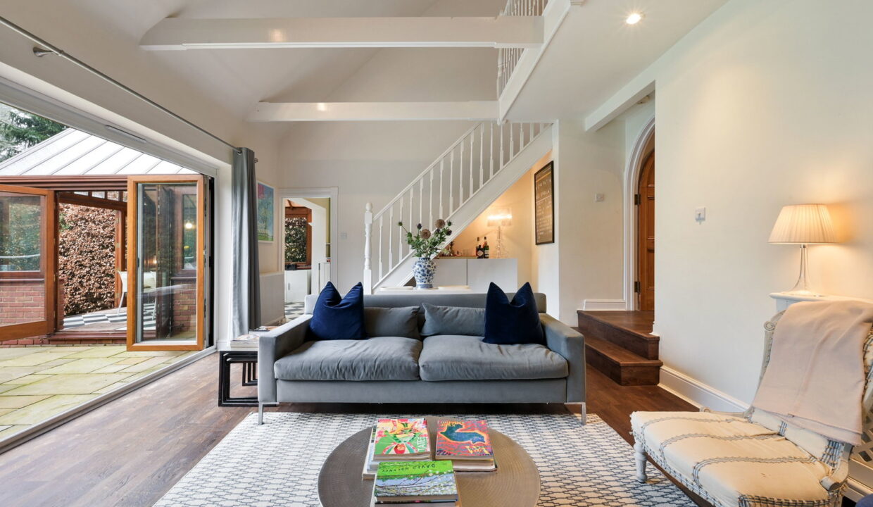 BEECH-NUT-BARN_-IVY-MILL-CLOSE-_27__1773412520803