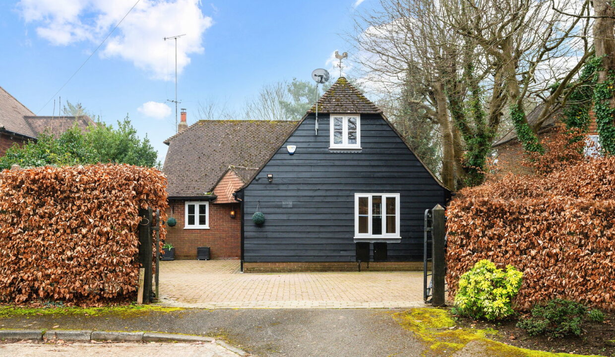 BEECH-NUT-BARN_-IVY-MILL-CLOSE-_37__1773413420824