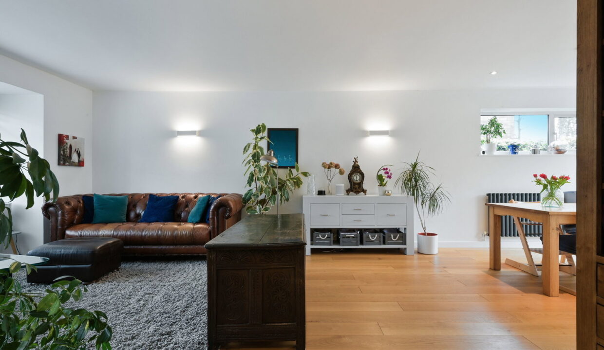 CONISTON-WAY-_23__1774437892494