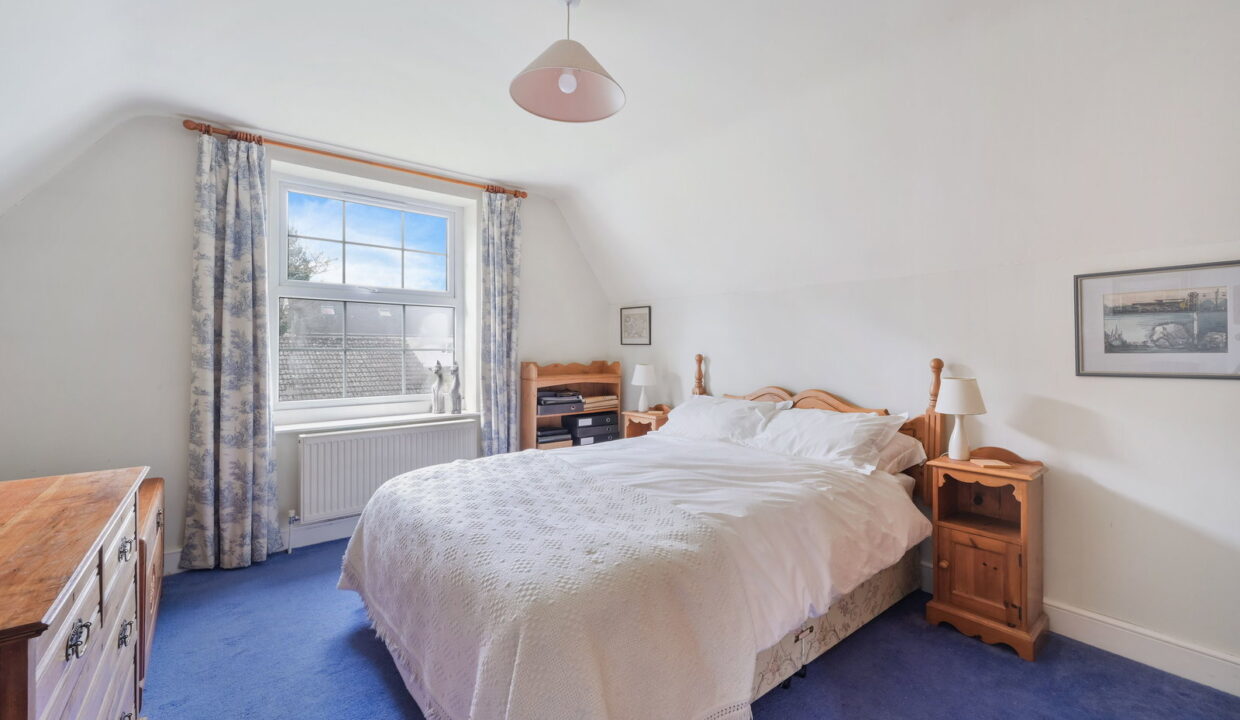 COOPERS-HILL-ROAD_-EAST-LODGE-_10__1775560483313