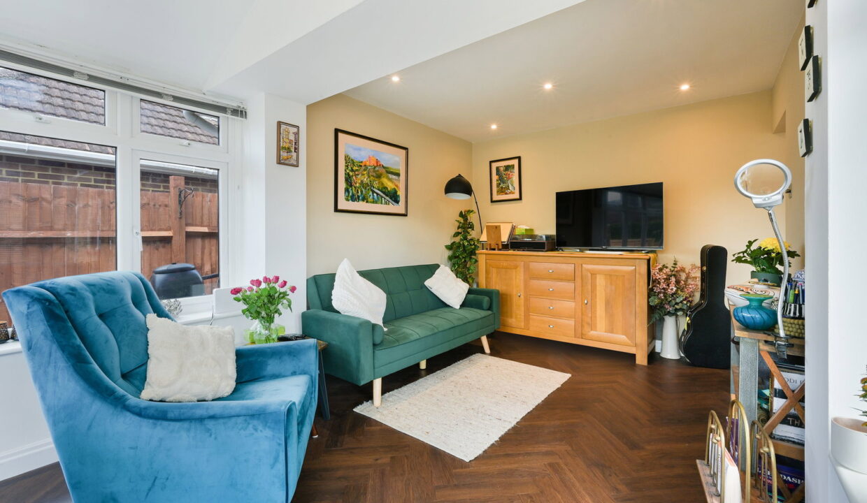 DORMANS-CLOSE_-19-_6__1776771833432