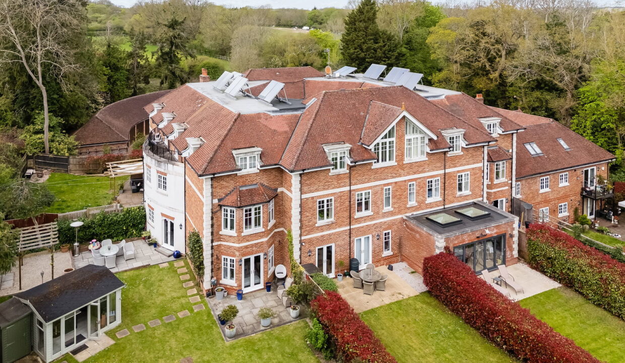 EDENBROOK-PLACE_-12-DRONE-_15__1776774871559