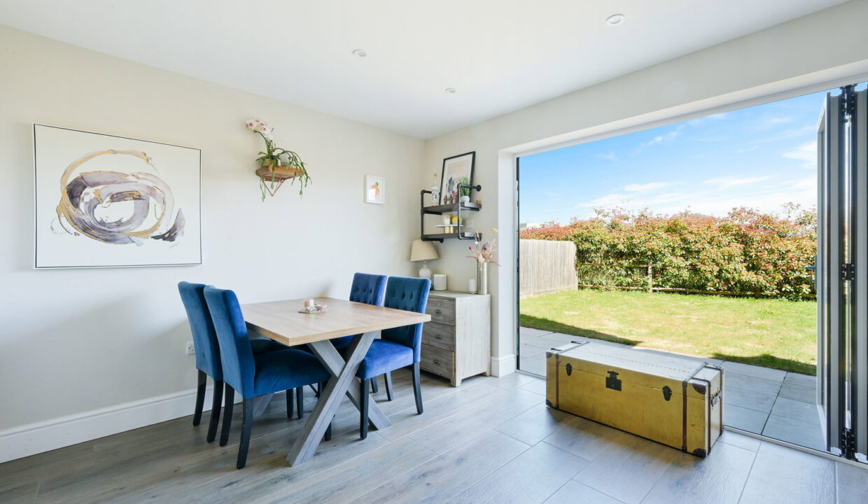 HAYWARD-MEWS_-6-_3__1775753386338