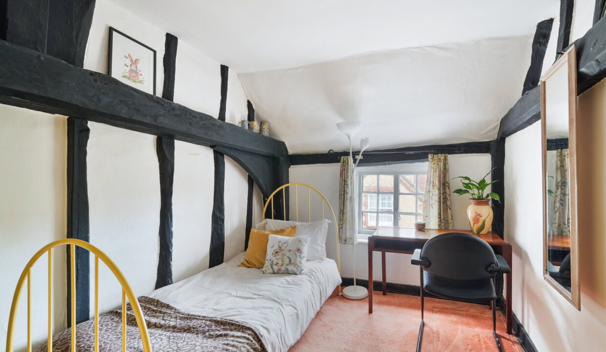 HIGH-STREET_-19-_9__1776430682196