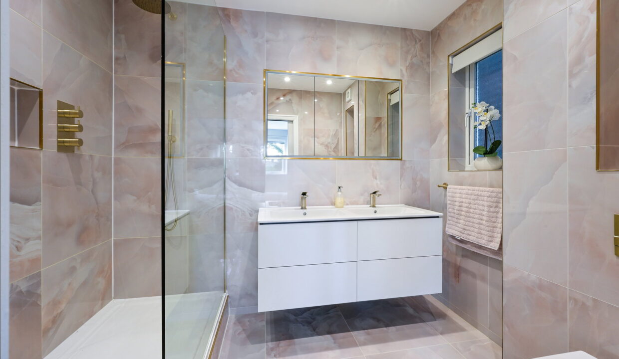 LANKESTER-SQUARE-_-22-_10__1776179002980