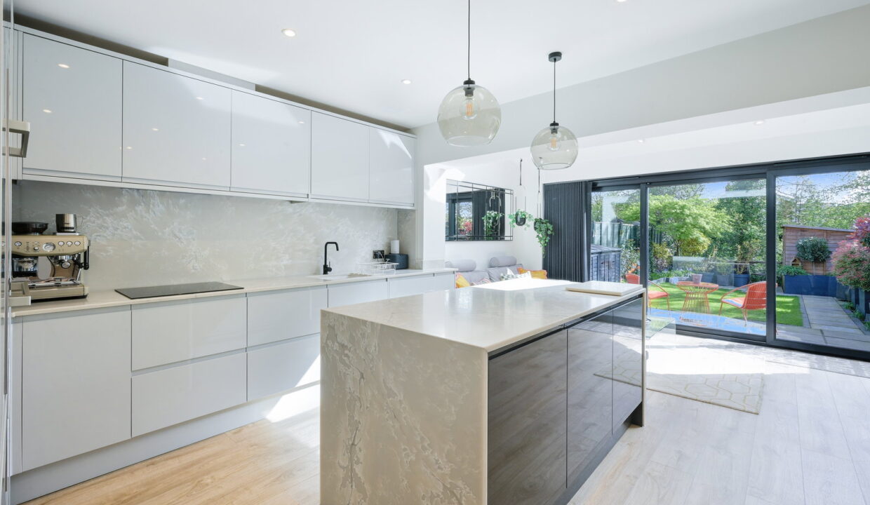 LANKESTER-SQUARE-_-22-_4__1776179041721