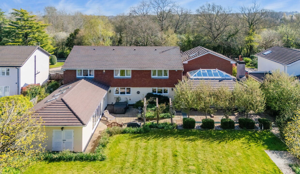 LEAS-ROAD_-76-DRONE-_2__1775752513524