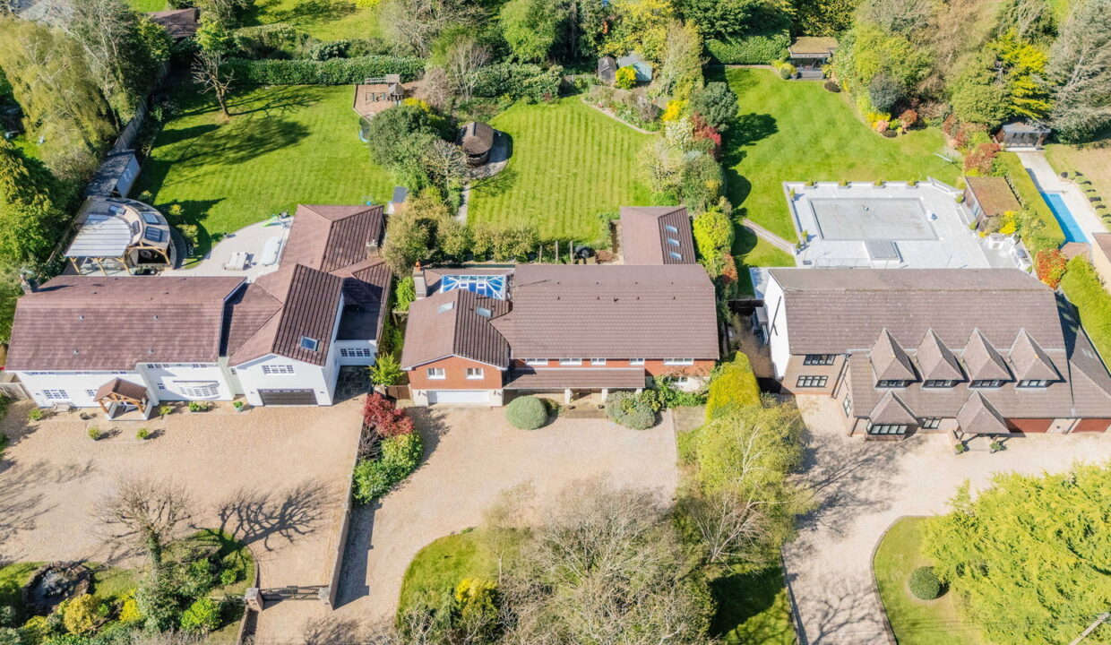 LEAS-ROAD_-76-DRONE-_9__1775752513530