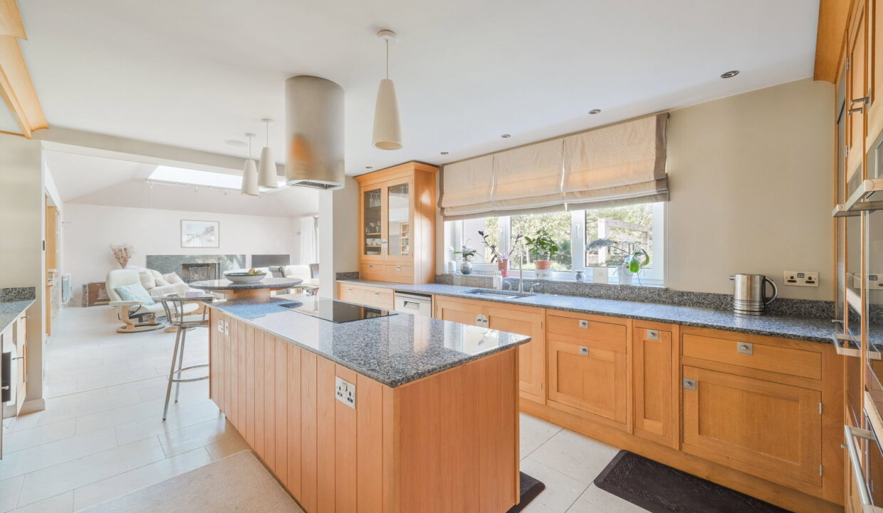 LEAS-ROAD_-76-_21__1775752484484