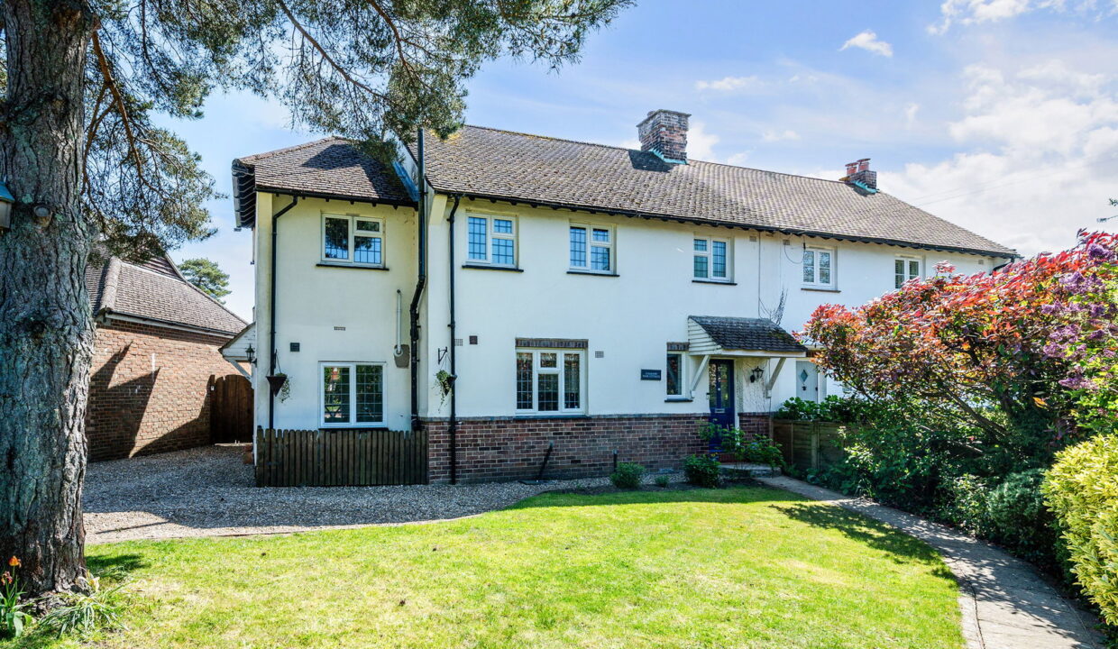 MARJORY-PEASE-COTTAGES_-5-_3__1776954230838