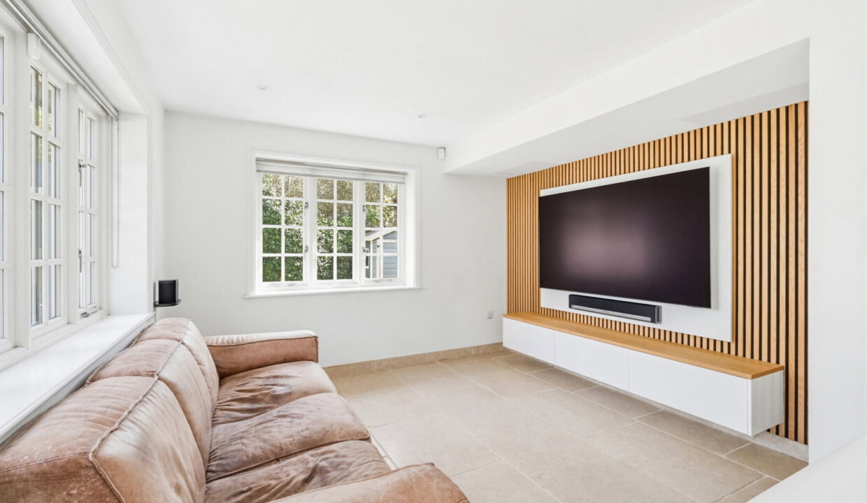 MILLERS-LANE_-TOFTTREES-_25-FROM-42_-33-2_1774280121377