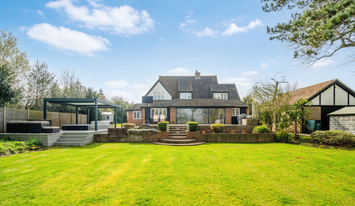 MILLERS-LANE_-TOFTTREES-_25-FROM-42_-38_1774280949536